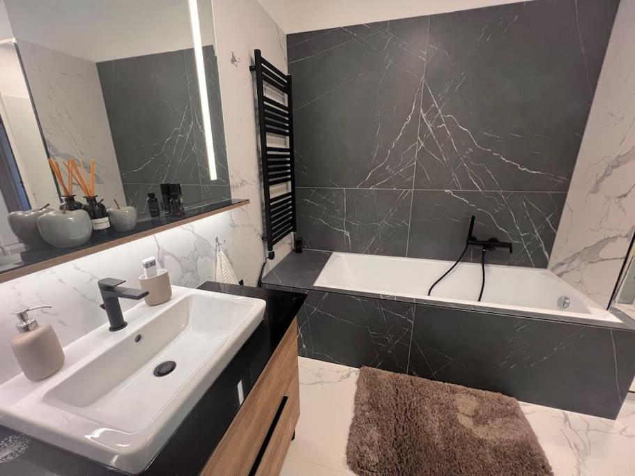 Karzo Lk 601 Apartment