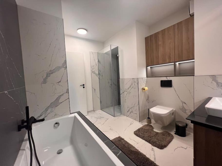 Apartment Karzo Lk 601 *
